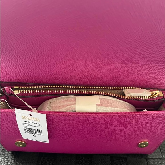 Michael Kors Crossbody Bag - Picture 2 of 4